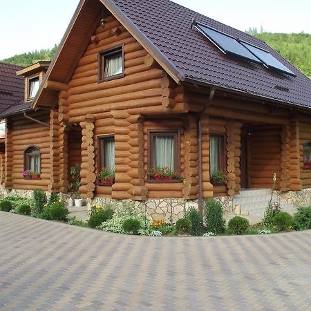 Cabana Piatra Runcului วาตรา โมลโดวิเซ ภายนอก รูปภาพ
