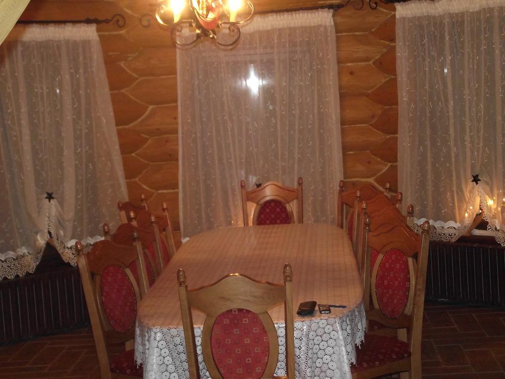 Cabana Piatra Runcului วาตรา โมลโดวิเซ ภายนอก รูปภาพ