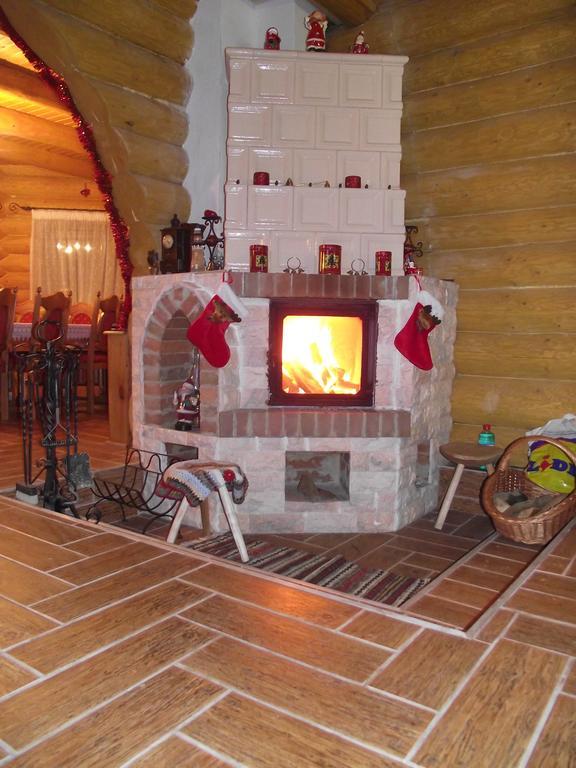 Cabana Piatra Runcului วาตรา โมลโดวิเซ ภายนอก รูปภาพ