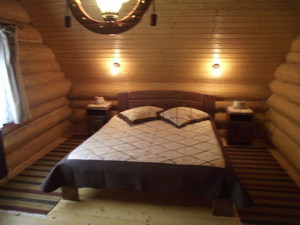 Cabana Piatra Runcului วาตรา โมลโดวิเซ ภายนอก รูปภาพ