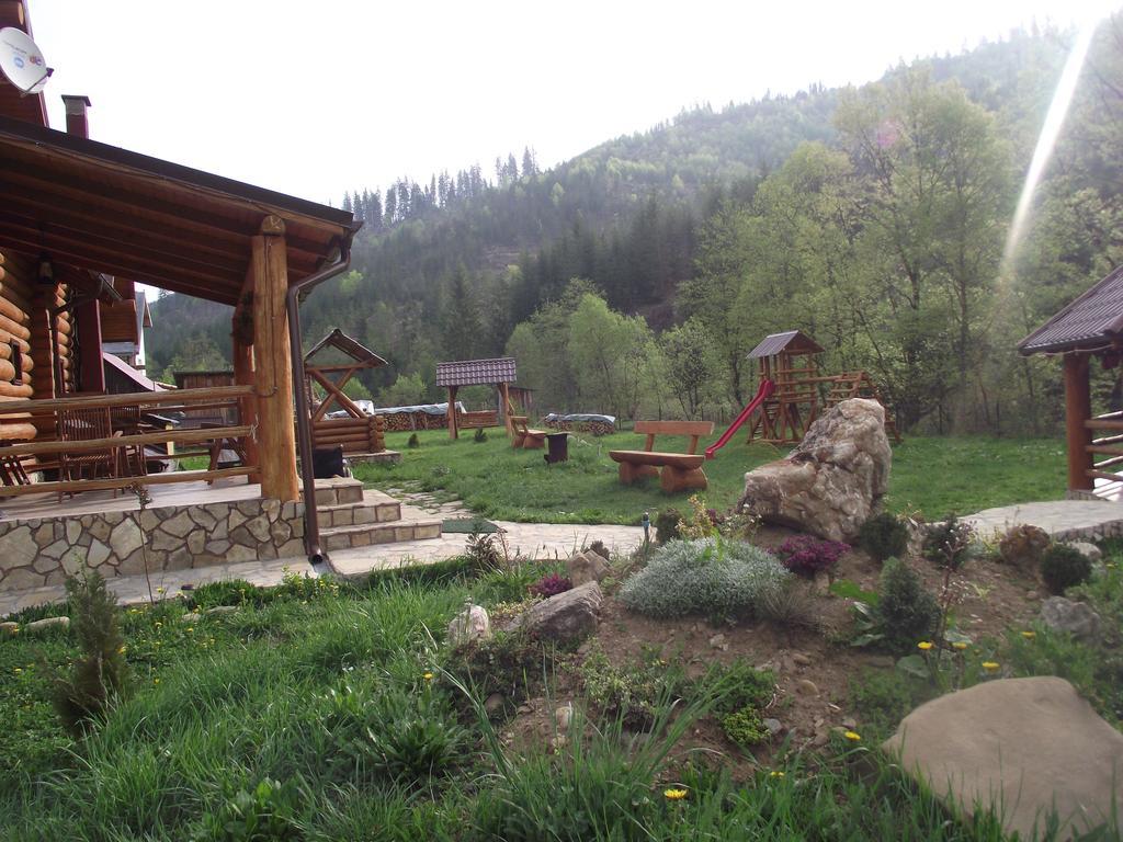 Cabana Piatra Runcului วาตรา โมลโดวิเซ ภายนอก รูปภาพ