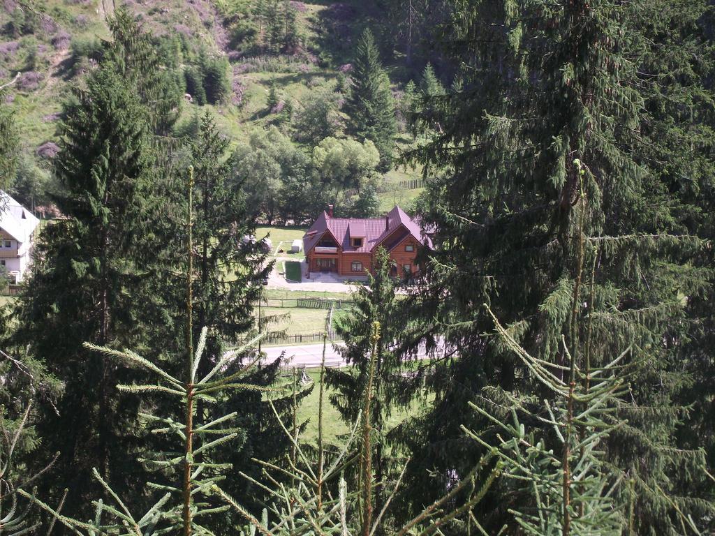 Cabana Piatra Runcului วาตรา โมลโดวิเซ ภายนอก รูปภาพ