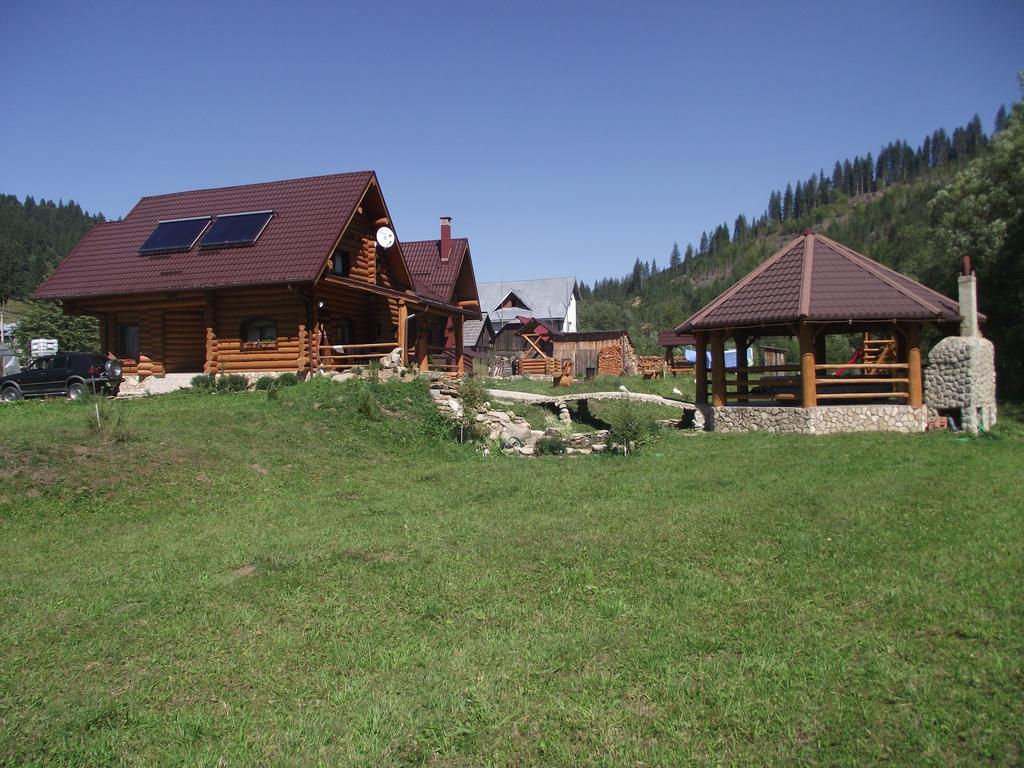 Cabana Piatra Runcului วาตรา โมลโดวิเซ ภายนอก รูปภาพ